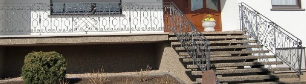 Aussen-Treppe